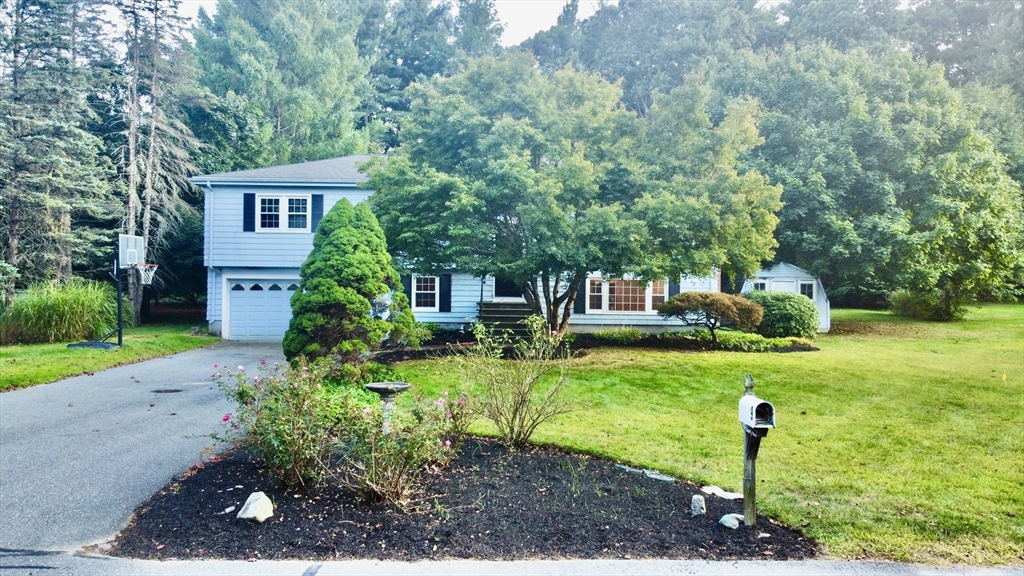 9 Brooks Road, Unit 9 Sudbury, MA 01776 - Photo 5 of 28