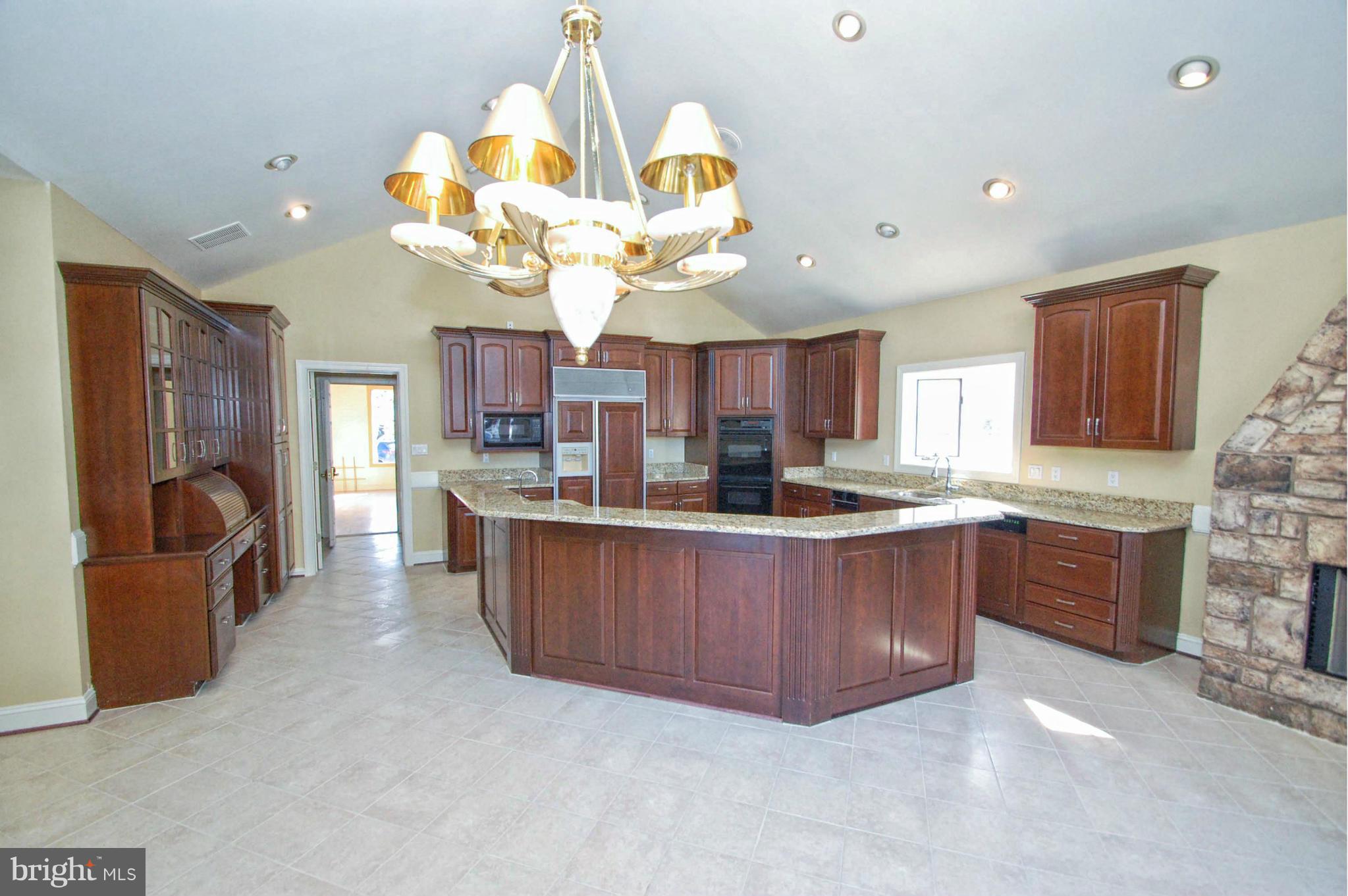 146 Clear Back Road Front Royal, VA 22630 - Photo 13 of 30 Kitchen