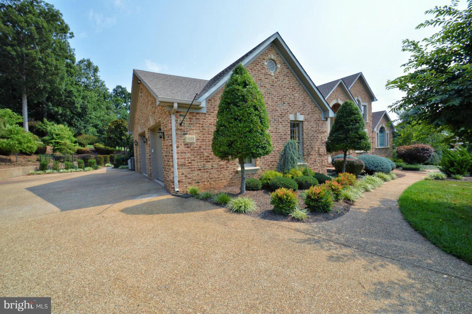 146 Clear Back Road Front Royal, VA 22630 - Photo 4 of 30 Exterior (General)