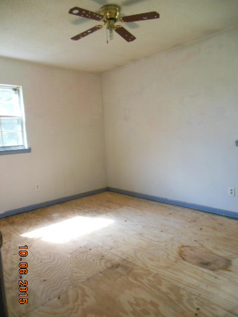 1006 Shellmound Road Jasper, TN 37347 - Photo 11 of 19 DSCN0960