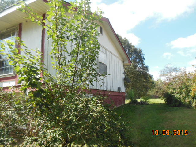 1006 Shellmound Road Jasper, TN 37347 - Photo 3 of 19 DSCN0951