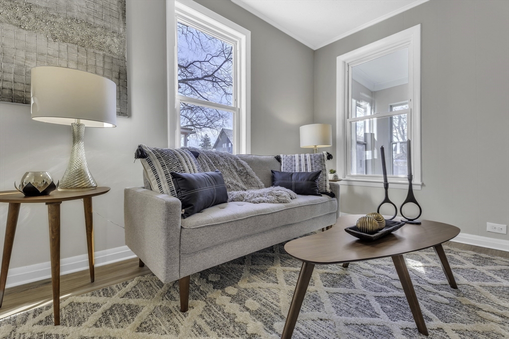 110 Quincy Street Springfield, MA 01109 - Photo 3 of 32 Gallery Image 3