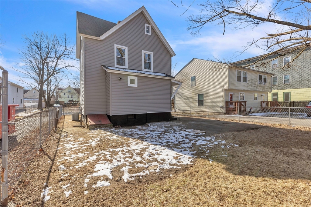 110 Quincy Street Springfield, MA 01109 - Photo 32 of 32 Gallery Image 32