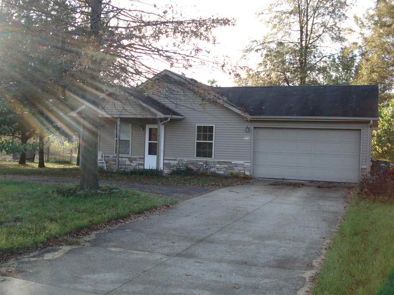 906 East Culver Road Knox, IN 46534 - Photo 3 of 12 Gallery Image 3