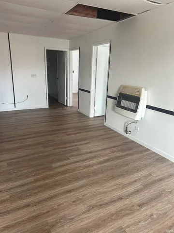 $1,200 | 104 1/2 West Michigan Street, Unit 4, Lagrange, IN 46761