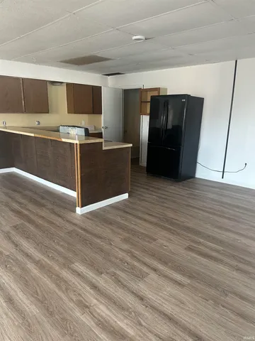 $1,200 | 104 1/2 West Michigan Street, Unit 4, Lagrange, IN 46761