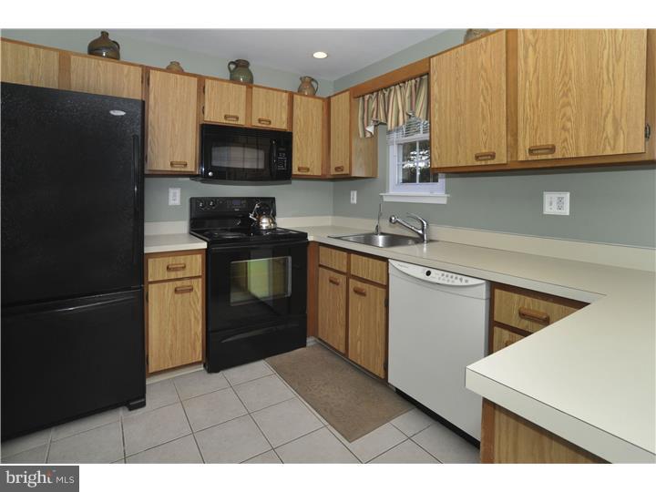 114 Sandy Ridge Drive Doylestown, PA 18901 - Photo 5 of 22 Kitchen