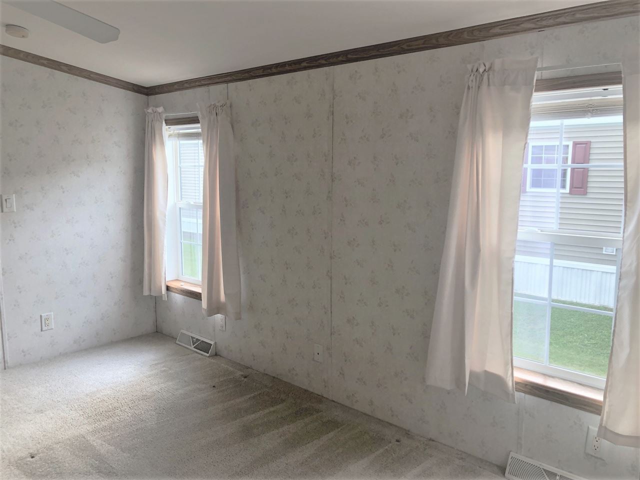 4 2nd Street Exeter, NH 03833 - Photo 14 of 23