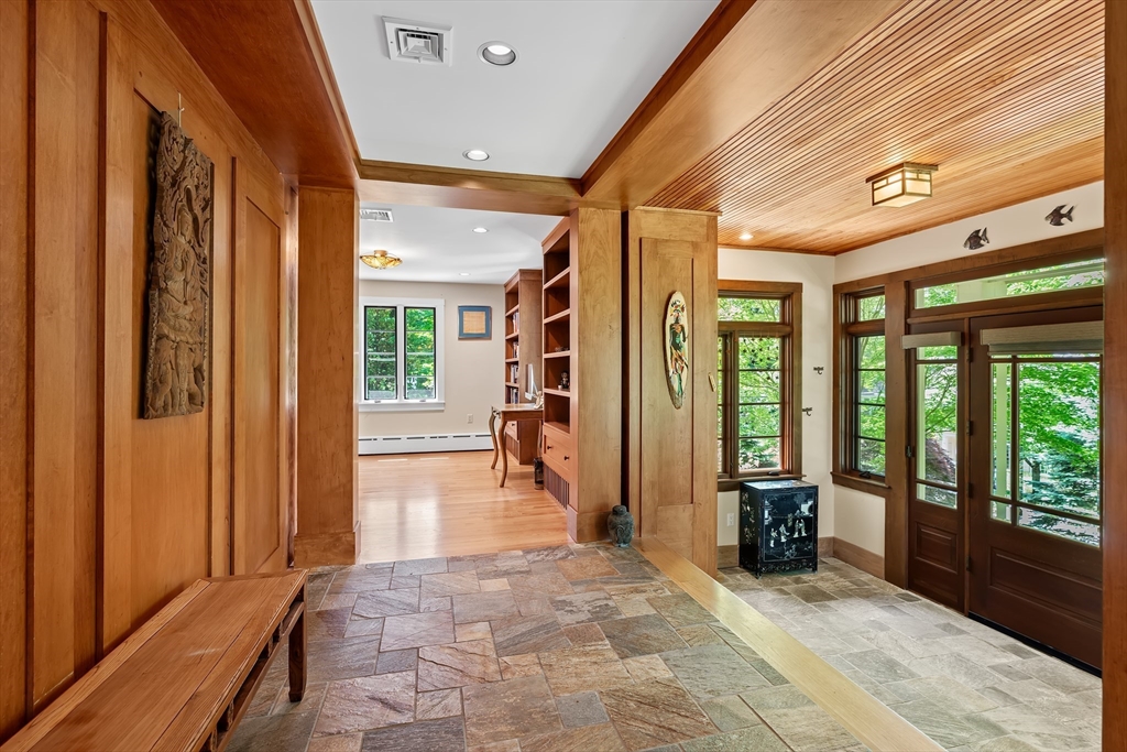 42 Temple Road Wellesley, MA 02482 - Photo 19 of 40