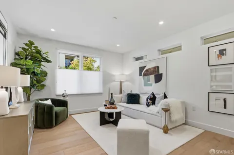 $1,495,000 | 425 1st Street, Unit 14, Los Altos, CA 94022