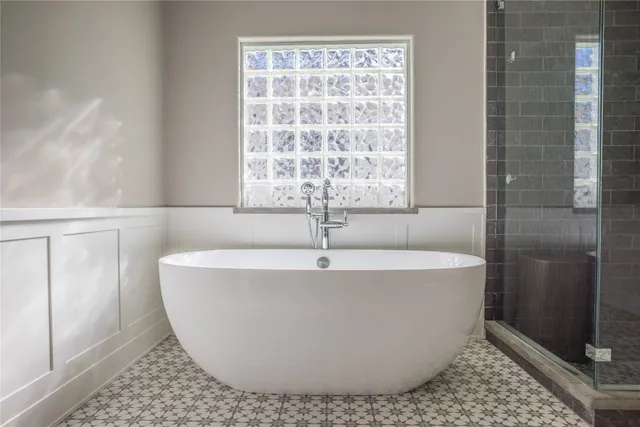 a bath room with a table