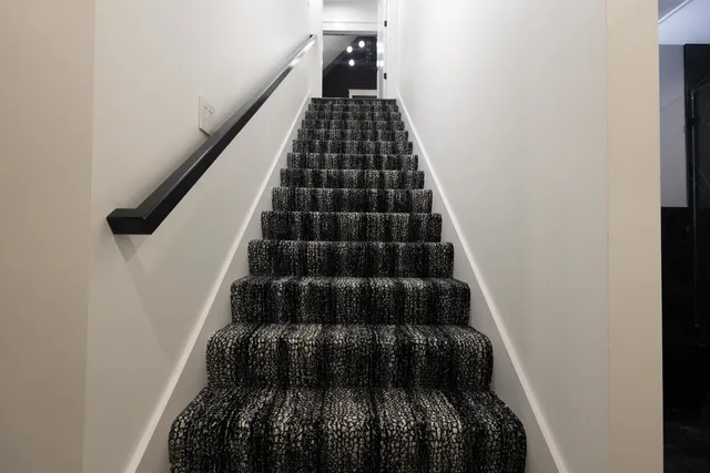 $3,100,000 | 740 67th Place, Willowbrook, IL 60527