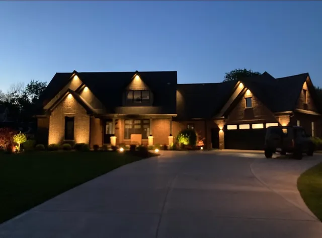 $3,100,000 | 740 67th Place, Willowbrook, IL 60527