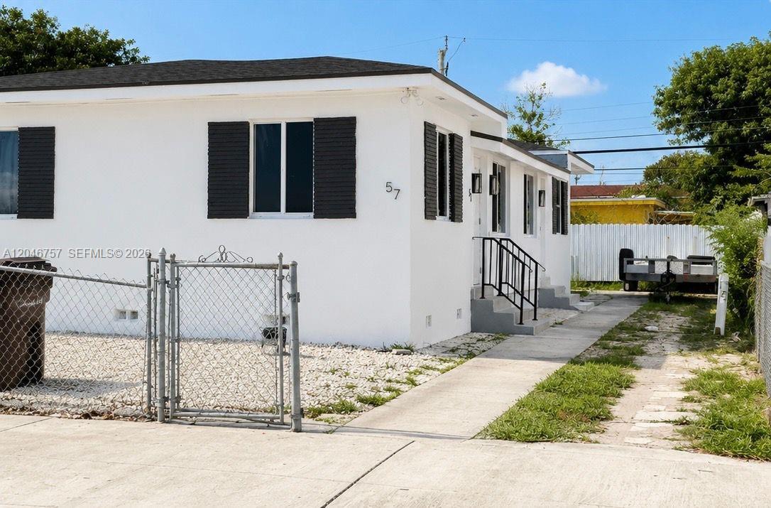 59 East 10th Street, Unit 1 Hialeah, FL 33010 - Photo 2 of 13