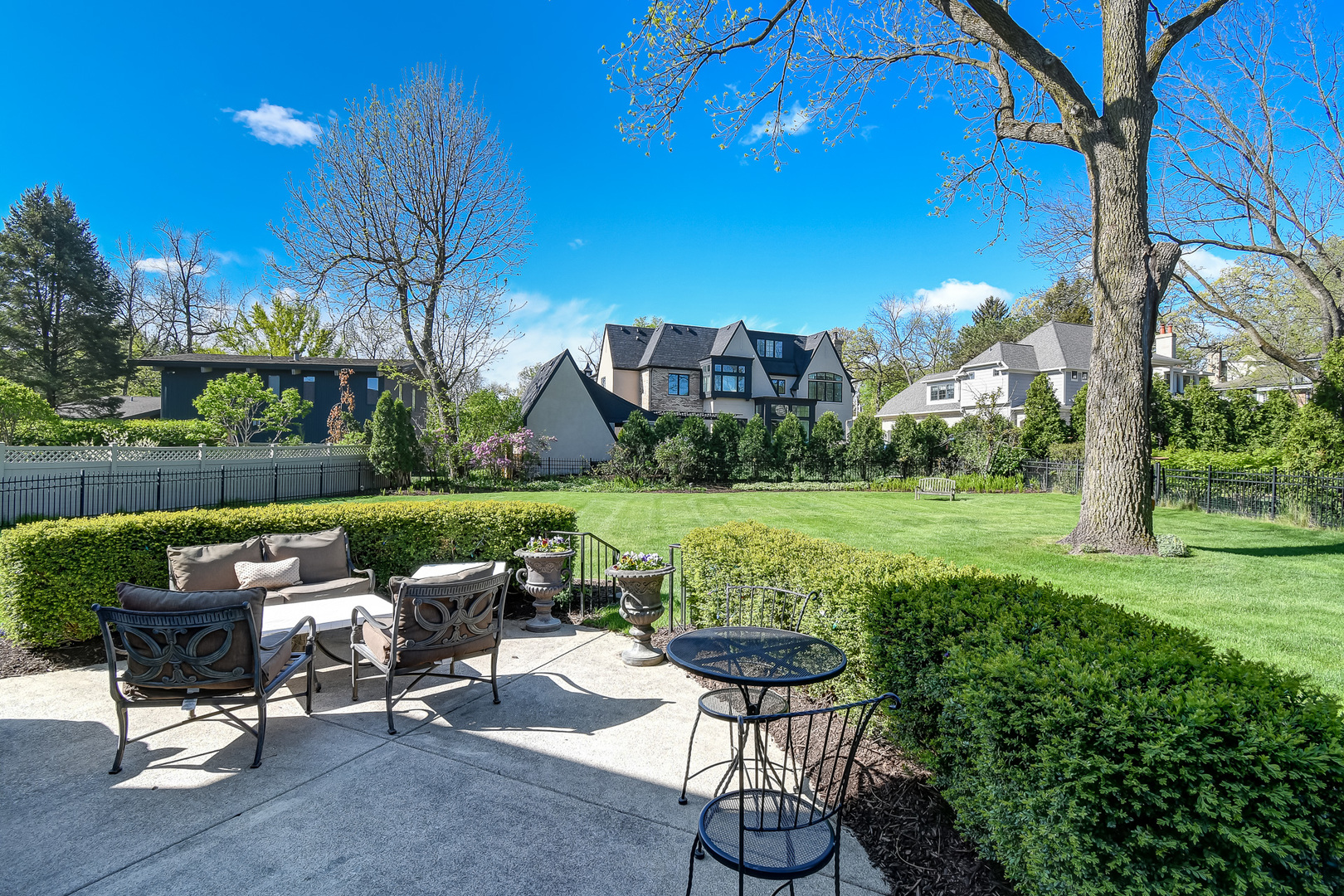 610 Harding Road Hinsdale, IL 60521 - Photo 3 of 6