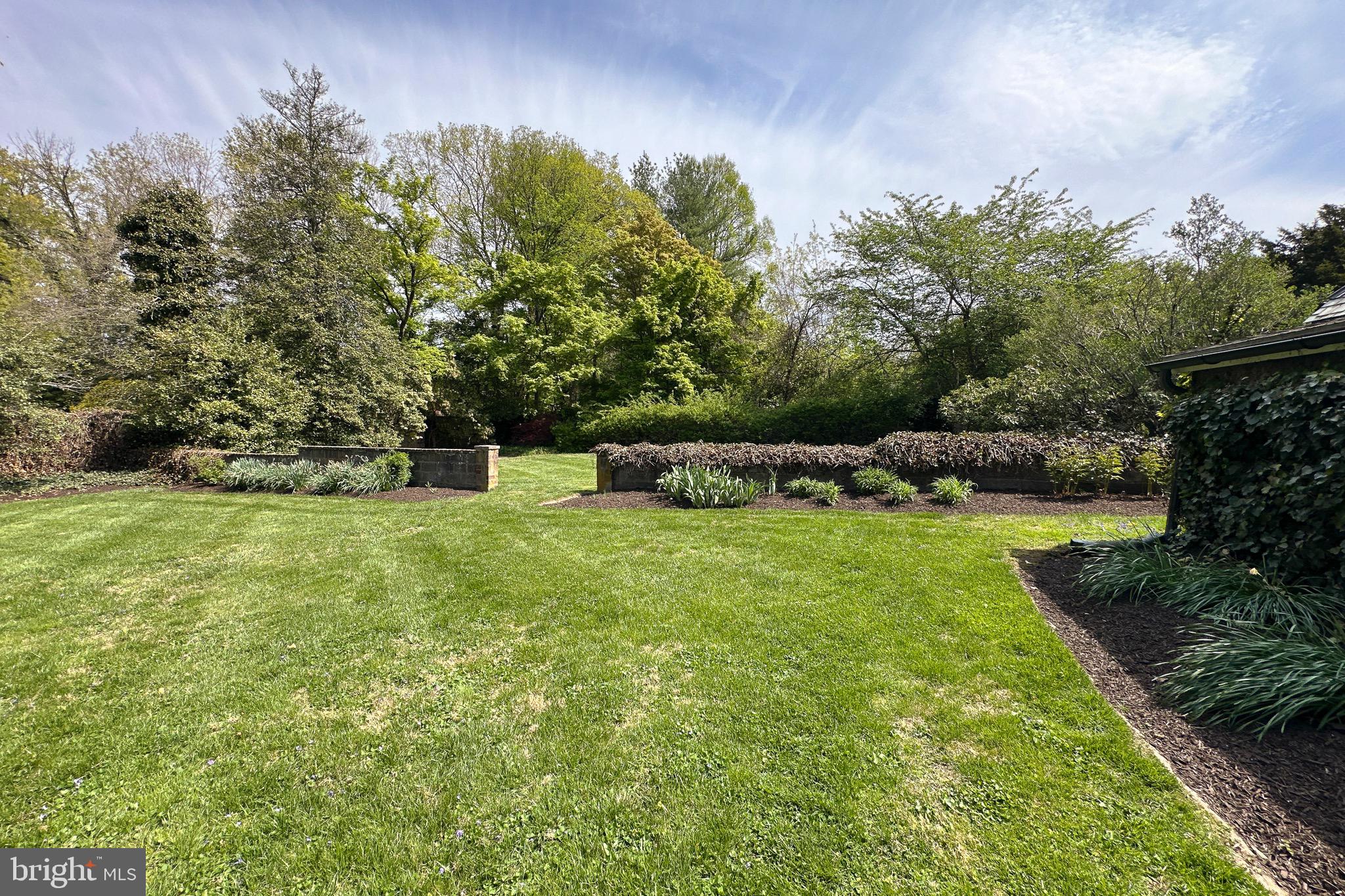 155 Hodge Road Princeton, NJ 08540 - Photo 3 of 32 Gallery Image 3