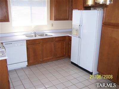 4372 West Bunk House Road Tucson, AZ 85741 - Photo 8 of 17 Gallery Image 8