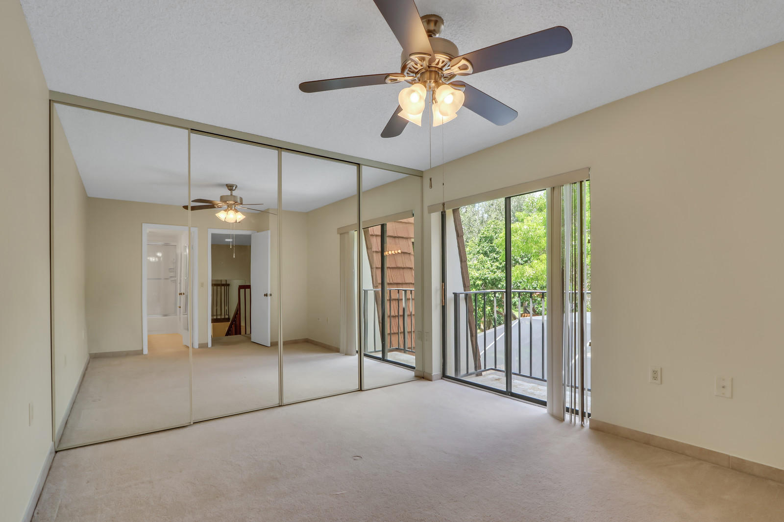 2425 24th Court Jupiter, FL 33477 - Photo 17 of 34 26_IMG_8919_mls
