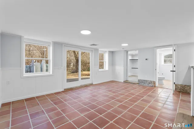 $599,000 | 309 Twin Lakes Road, North Branford, CT 06471