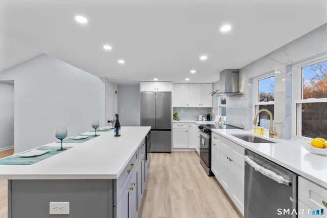 $599,000 | 309 Twin Lakes Road, North Branford, CT 06471