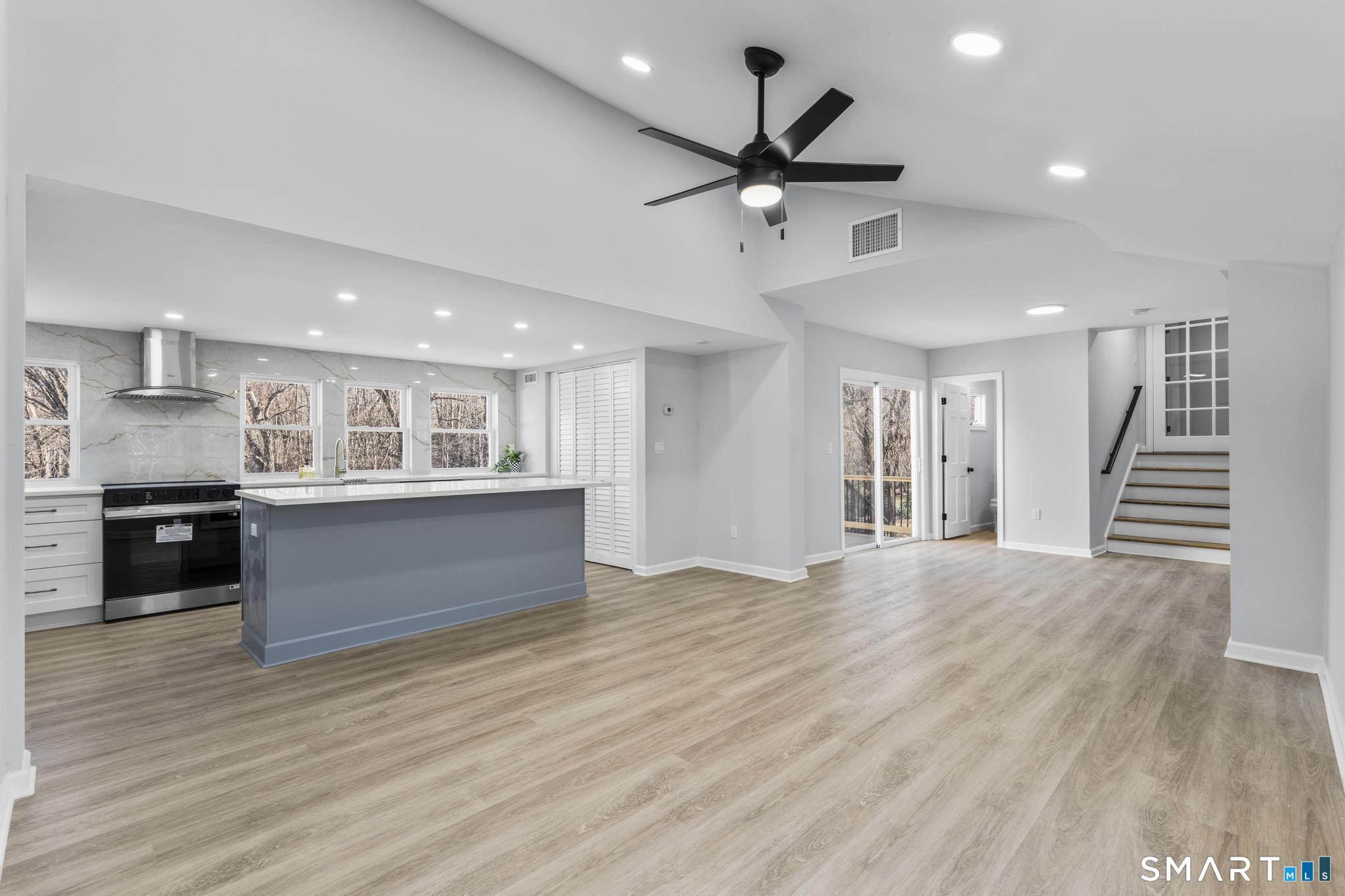 309 Twin Lakes Road North Branford, CT 06471 - Photo 5 of 33