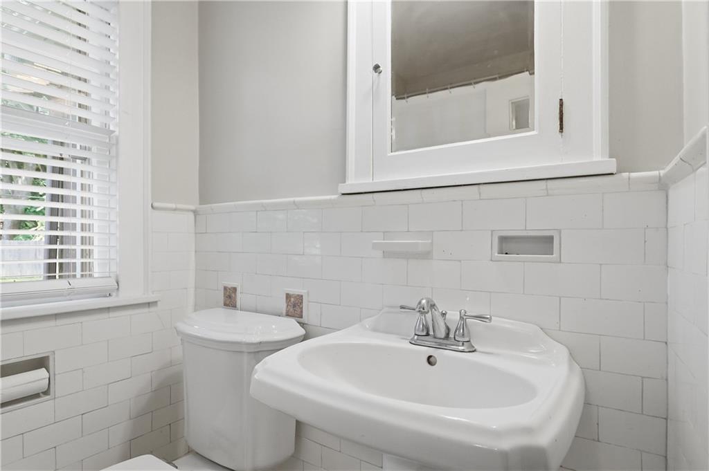7416 Springfield Street Prairie Village, KS 66208 - Photo 23 of 49