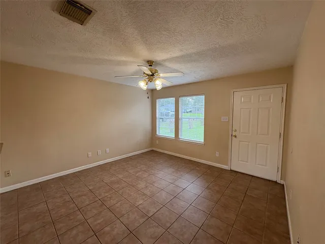 $1,395 | 14129 Broken Arrow Drive, Willis, TX 77378