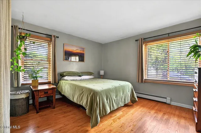 $1,800 | 4 Willey Street, Unit 1, Guilderland, NY 12203