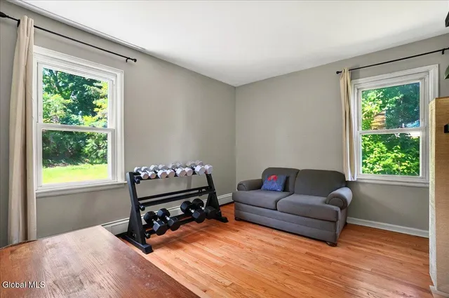 $1,800 | 4 Willey Street, Unit 1, Guilderland, NY 12203