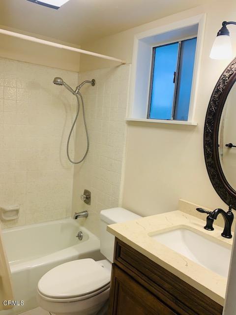 4157 Sunset Lane Oxnard, CA 93035 - Photo 27 of 30 Downstairs ApartmentBathroom