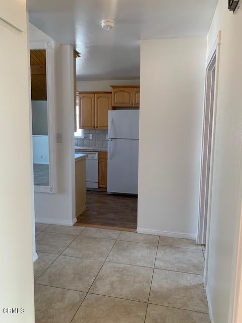 4157 Sunset Lane Oxnard, CA 93035 - Photo 9 of 30 Upstairs Hall to Kitchen