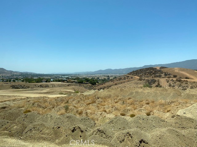 934 Helena Ridge Lake Elsinore, CA 92530 - Photo 29 of 48