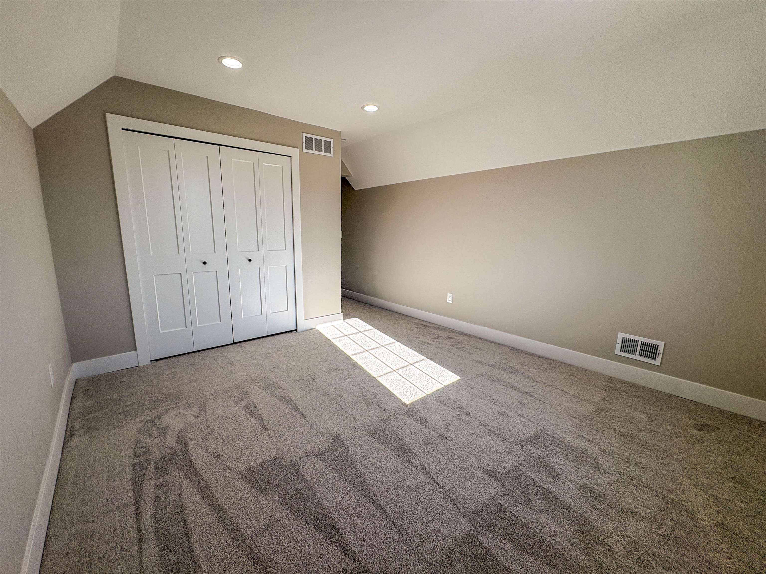 2465 McClellan Boulevard Davison, MI 48423 - Photo 25 of 34