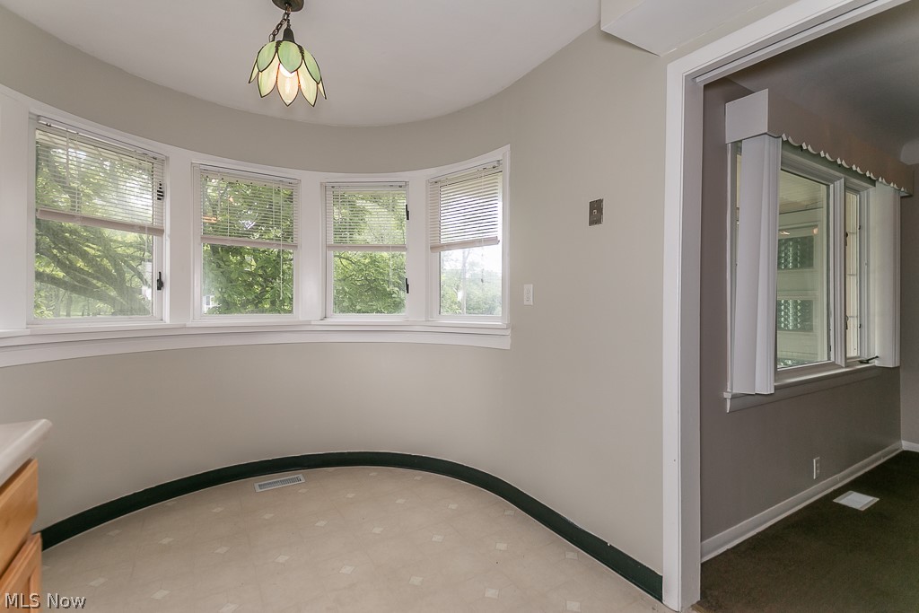 569 Bishop Road Cleveland, OH 44143 - Photo 9 of 26