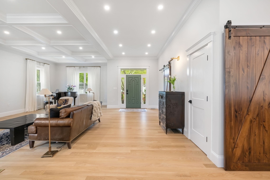 7 Phyllis Lane Milton, MA 02186 - Photo 16 of 37