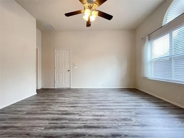 $2,195 | 1004 Southfork Drive, Little Elm, TX 75068