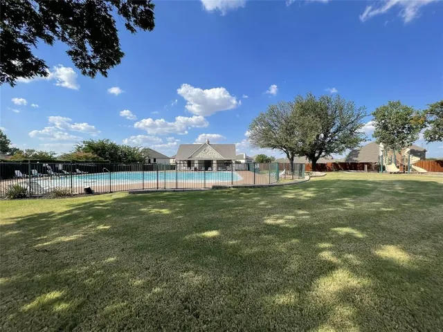 $2,195 | 1004 Southfork Drive, Little Elm, TX 75068