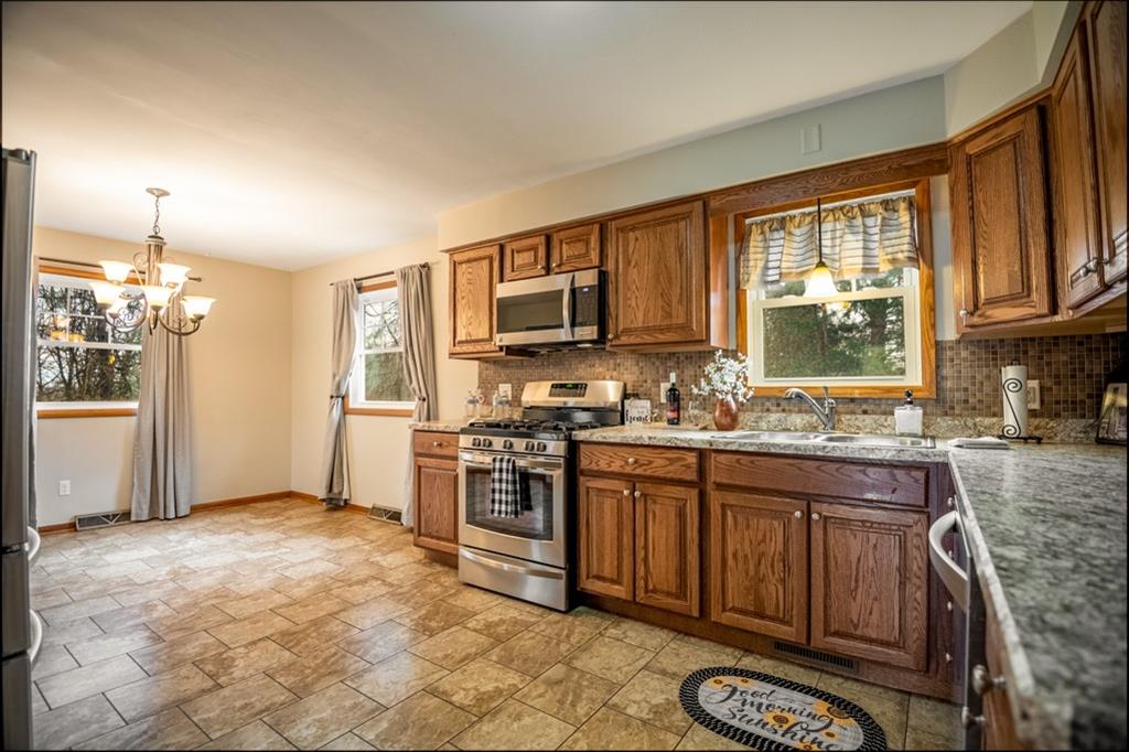 3373 Hubbard-Middlesex Road West Middlesex, PA 16159 - Photo 4 of 24