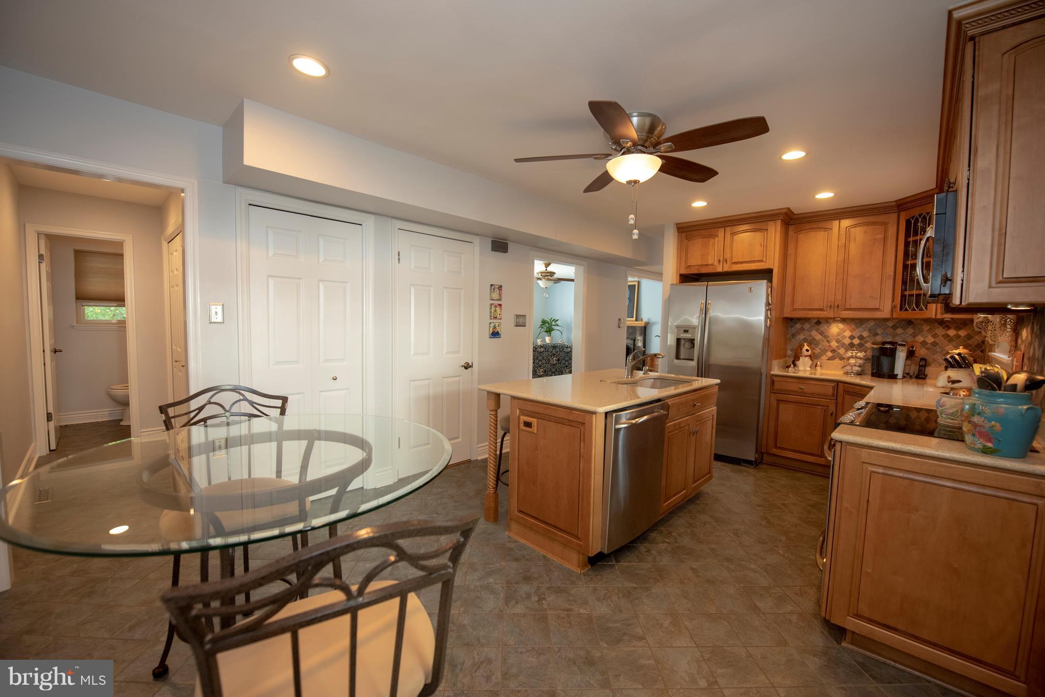 3508 Orbitan Road Baltimore, MD 21234 - Photo 32 of 84 Kitchen with recessed lighting and island