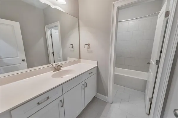 $3,500 | 3287 Artessa Lane Northeast, Roswell, GA 30075