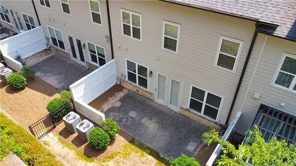 $3,500 | 3287 Artessa Lane Northeast, Roswell, GA 30075