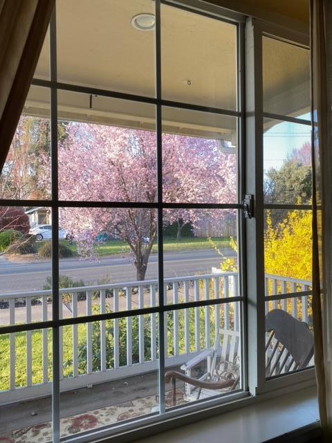 1668 Leonard Road Grants Pass, OR 97527 - Photo 4 of 34 image1