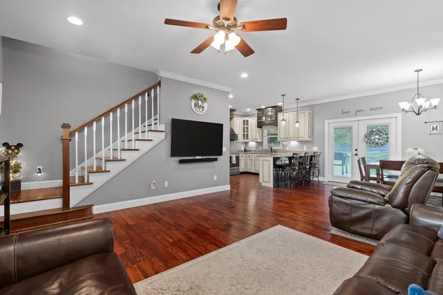 $435,000 | 220 Charlene Place, South Pittsburg, TN 37380