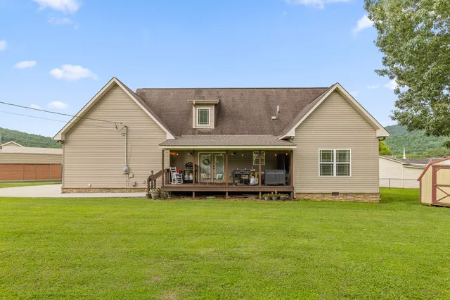 $435,000 | 220 Charlene Place, South Pittsburg, TN 37380