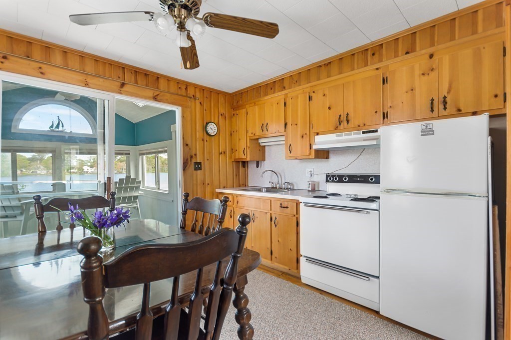96 Glen Charlie Road Wareham, MA 02538 - Photo 8 of 22 Gallery Image 8