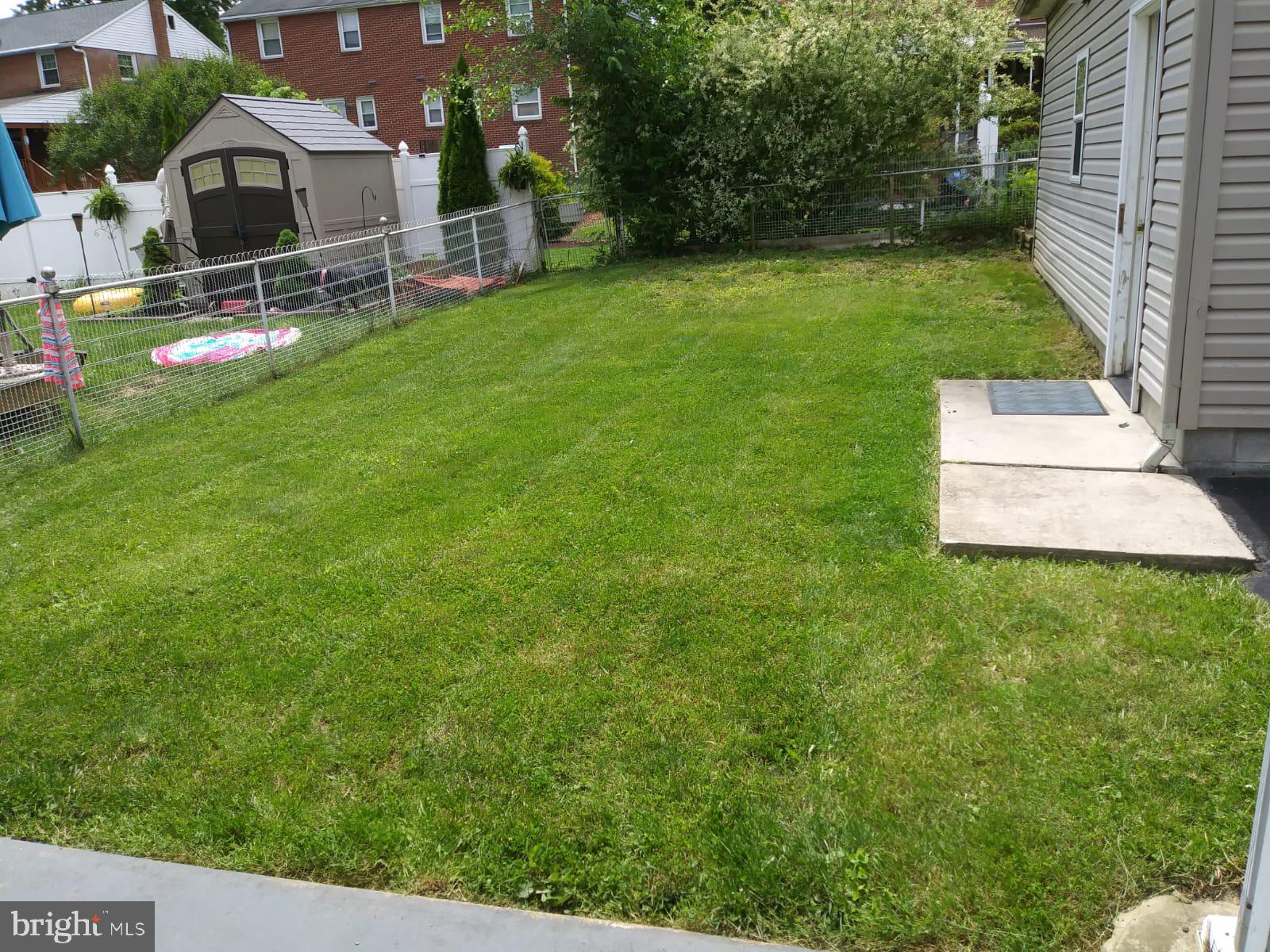 332 Charles Road Lancaster, PA 17603 - Photo 2 of 20 Gallery Image 2