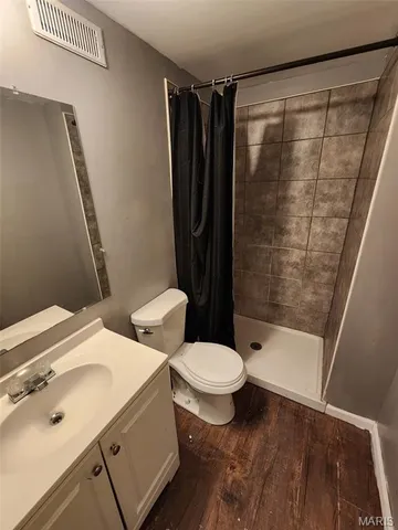 $135,000 | 750 Robinwood Drive, Florissant, MO 63033