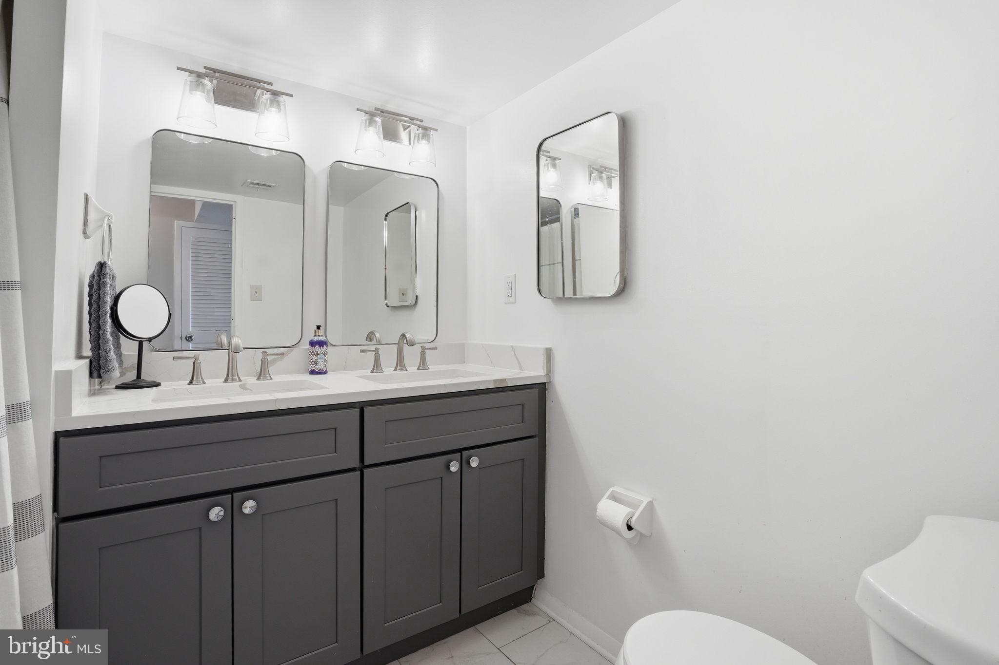 2622 Fort Farnsworth Road, Unit 219 Alexandria, VA 22303 - Photo 12 of 20