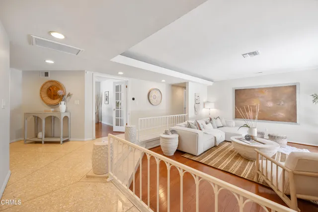 $1,575,000 | 1574 East Glenoaks Boulevard, Glendale, CA 91206