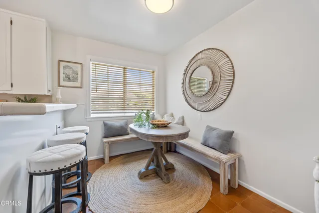 $1,575,000 | 1574 East Glenoaks Boulevard, Glendale, CA 91206